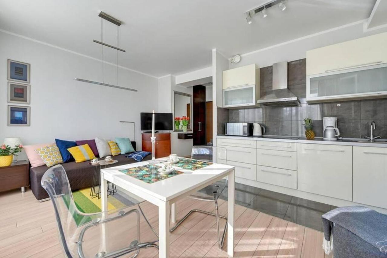 غدانسك Golden Apartments Szafarnia 7 M5 المظهر الخارجي الصورة
