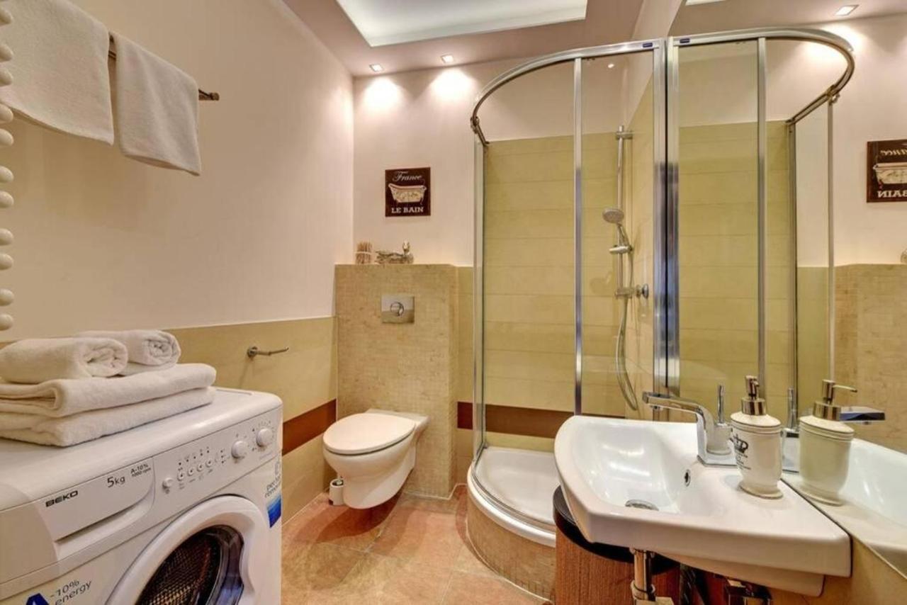 غدانسك Golden Apartments Szafarnia 7 M5 المظهر الخارجي الصورة
